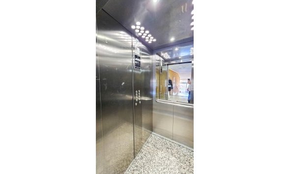 Revente - Apartment -
Torrevieja - Centro