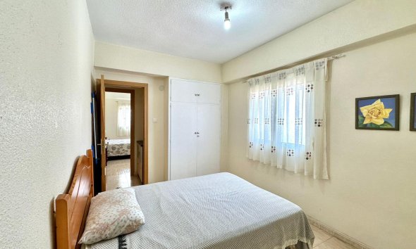 Revente - Apartment -
Torrevieja - Estacion De Autobuses