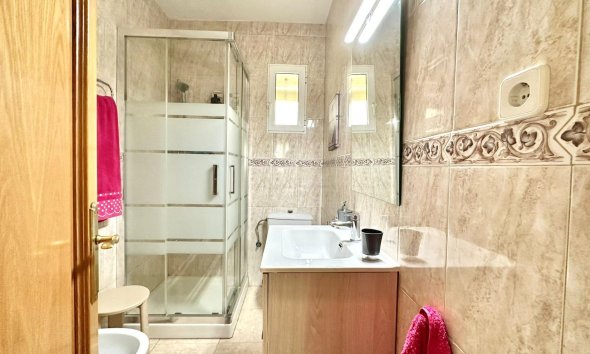 Revente - Apartment -
Torrevieja - Estacion De Autobuses