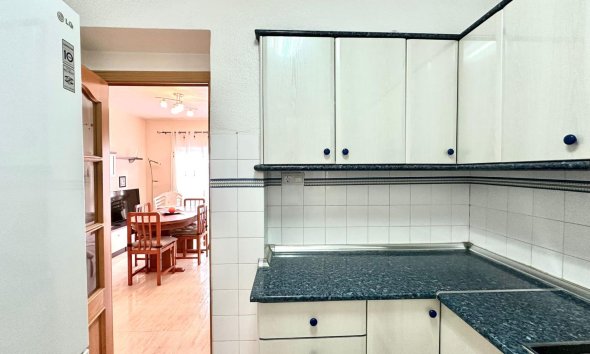 Revente - Apartment -
Torrevieja - Estacion De Autobuses