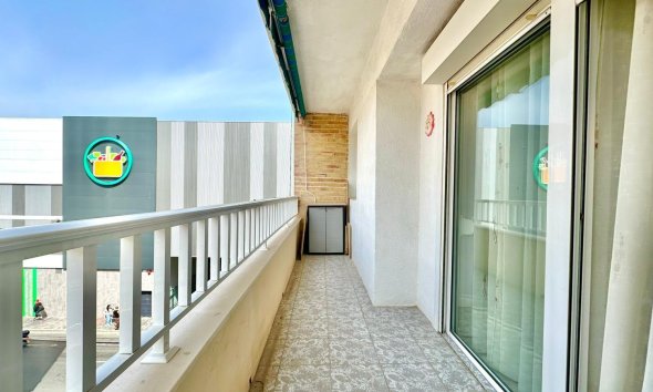 Revente - Apartment -
Torrevieja - Estacion De Autobuses