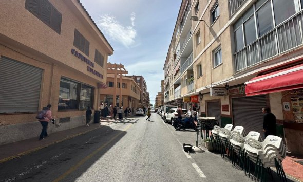 Revente - Apartment -
Torrevieja - Estacion De Autobuses