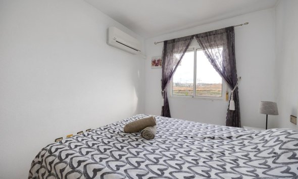 Revente - Bungalow -
Torrevieja - La Siesta - El Salado - Torreta