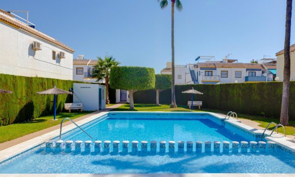 Revente - Bungalow -
Torrevieja - La Siesta - El Salado - Torreta