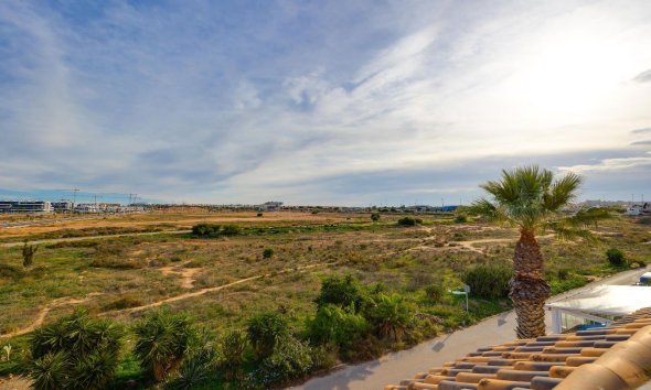 Revente - Bungalow -
Torrevieja - La Siesta - El Salado - Torreta