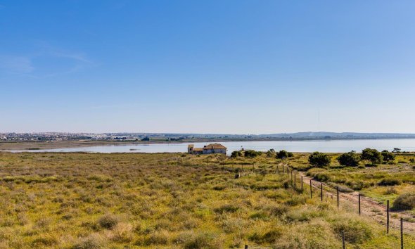 Revente - Bungalow -
Torrevieja - La Siesta - El Salado - Torreta