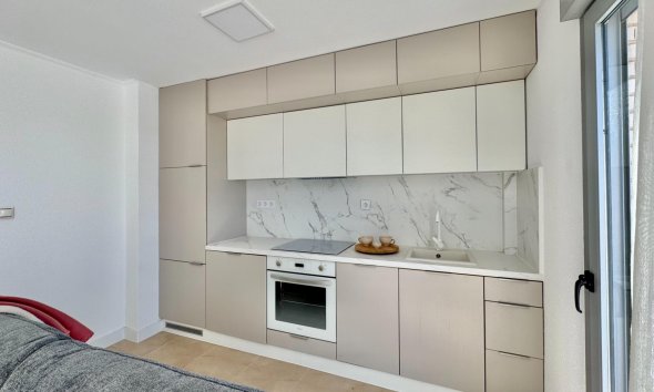 Revente - Apartment -
Torrevieja - Parque de las Naciones