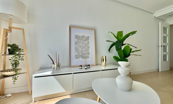 Revente - Apartment -
Torrevieja - Parque de las Naciones