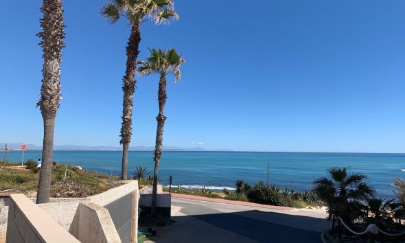 Revente - Apartment -
Torrevieja - Cabo Cervera