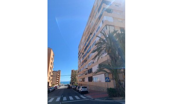 Revente - Apartment -
Torrevieja - Cabo Cervera
