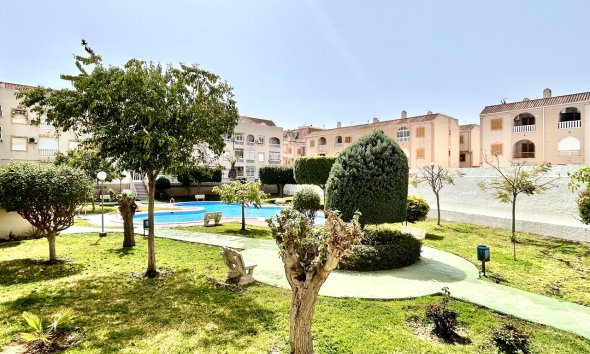 Revente - Apartment -
Torrevieja - Costa Blanca