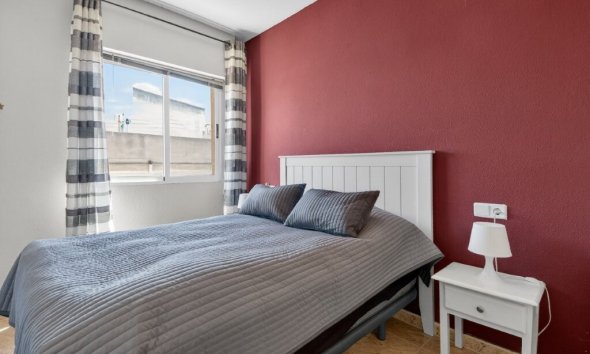 Revente - Penthouse Penthouse -
Torrevieja - Calas Blancas