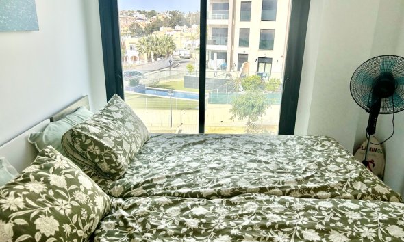 Revente - Apartment -
Villamartin - Costa Blanca