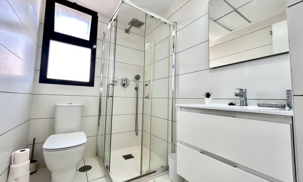 Revente - Apartment -
Villamartin - Costa Blanca