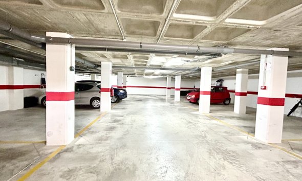 Revente - Apartment -
Villamartin - Costa Blanca