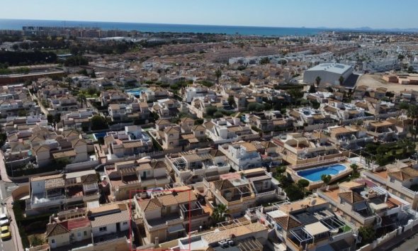 Revente - Duplex -
Torrevieja - Costa Blanca