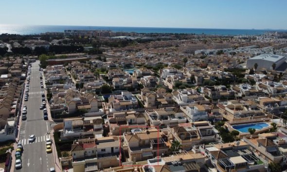 Revente - Duplex -
Torrevieja - Costa Blanca