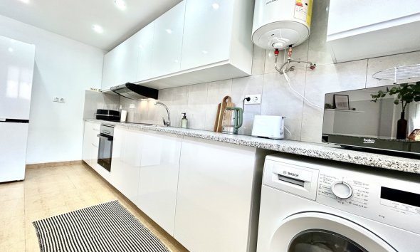 Revente - Apartment -
Villamartin - Costa Blanca