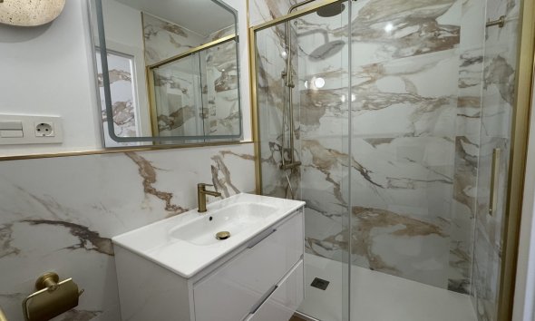 Revente - Penthouse Penthouse -
Punta Prima - Costa Blanca