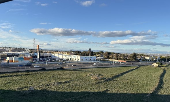 Revente - Penthouse Penthouse -
Punta Prima - Costa Blanca