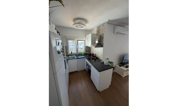 Revente - Apartment -
Torrevieja - Punta Prima