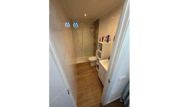 Revente - Apartment -
Torrevieja - Punta Prima