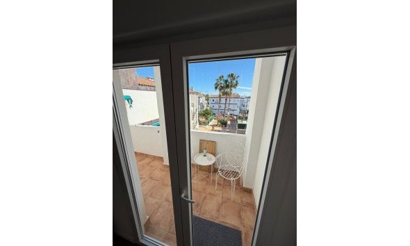 Revente - Apartment -
Torrevieja - Punta Prima