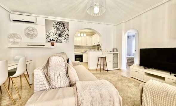 Revente - Town House -
Punta Prima - Costa Blanca