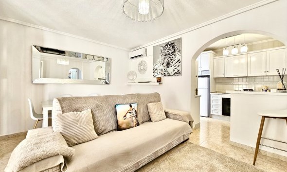 Revente - Town House -
Punta Prima - Costa Blanca