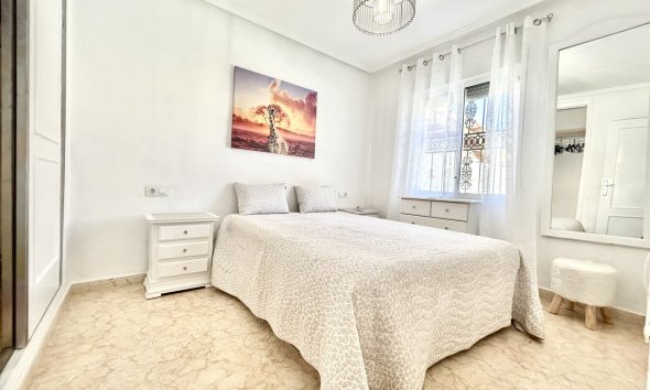 Revente - Town House -
Punta Prima - Costa Blanca