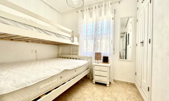 Revente - Town House -
Punta Prima - Costa Blanca