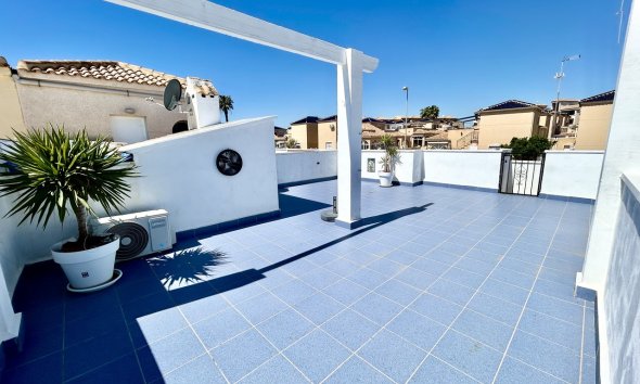 Revente - Town House -
Punta Prima - Costa Blanca