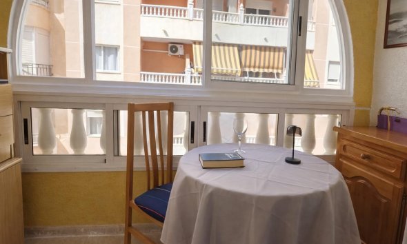 Revente - Apartment -
Torrevieja - Habaneras