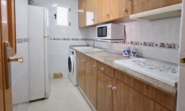 Revente - Apartment -
Torrevieja - Habaneras