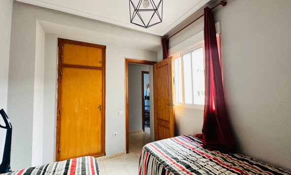 Revente - Apartment -
Torrevieja - Costa Blanca