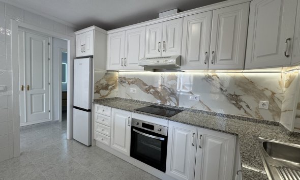 Revente - Apartment -
Lomas De Campoamor - Costa Blanca