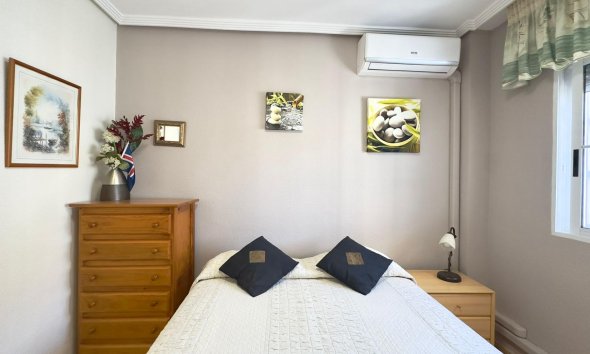 Revente - Bungalow -
Torrevieja - Centro