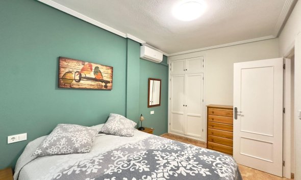 Revente - Bungalow -
Torrevieja - Centro