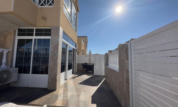 Revente - Bungalow -
Torrevieja - Centro