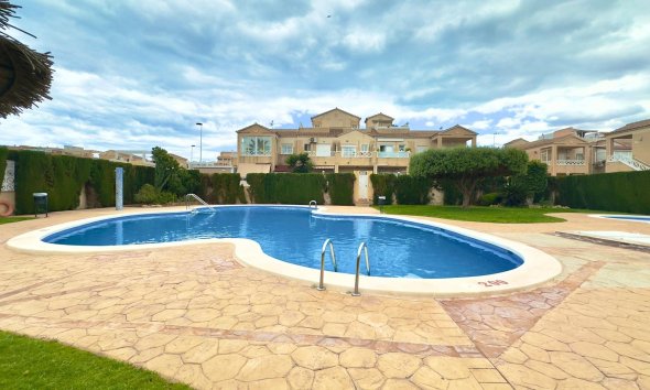 Revente - Bungalow -
Torrevieja - Centro