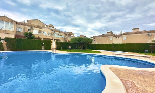 Revente - Bungalow -
Torrevieja - Centro