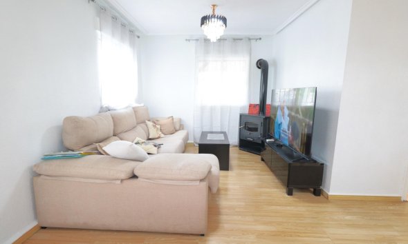 Revente - Quad House -
Torrevieja - Carrefour