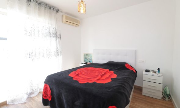 Revente - Quad House -
Torrevieja - Carrefour