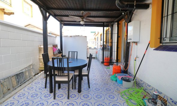 Revente - Quad House -
Torrevieja - Carrefour