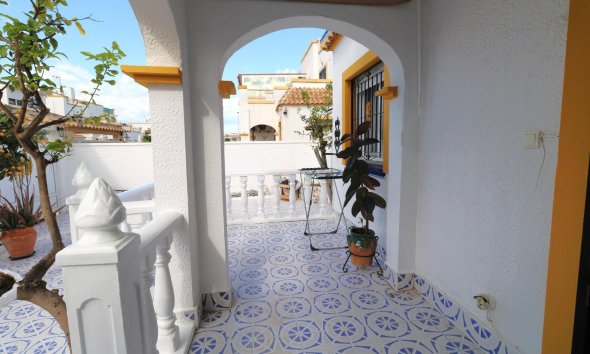 Revente - Quad House -
Torrevieja - Carrefour