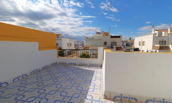 Revente - Quad House -
Torrevieja - Carrefour