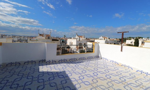 Revente - Quad House -
Torrevieja - Carrefour