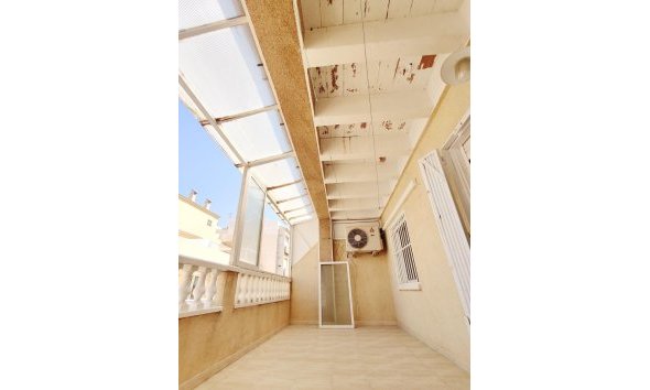 Revente - Attique -
Torrevieja - Curva Del Palangre