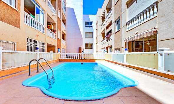 Revente - Attique -
Torrevieja - Curva Del Palangre