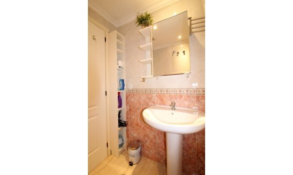 Revente - Apartment -
Torrevieja - Centro